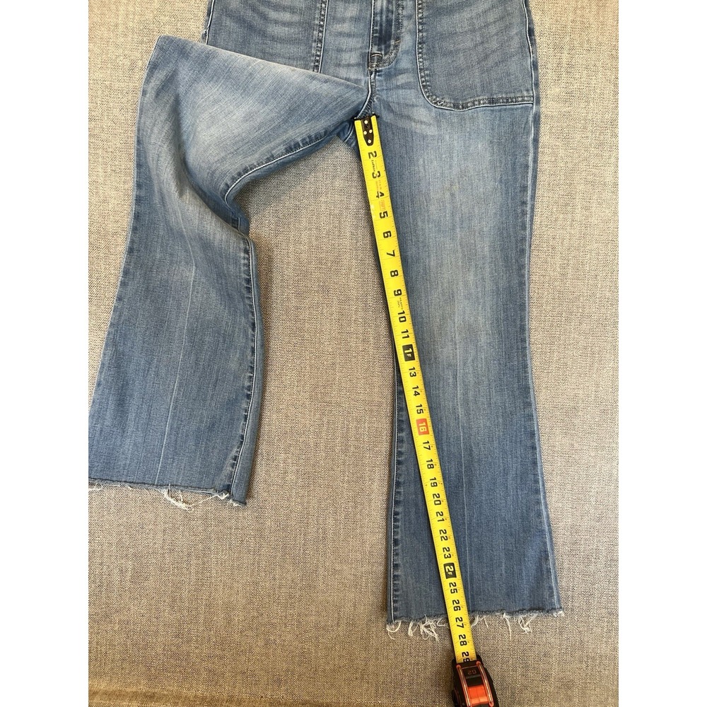 Lucky Brand Stevie High Rise Flare Jeans Women's 10/30 Light Wash Raw Hem - Picture 8 of 15